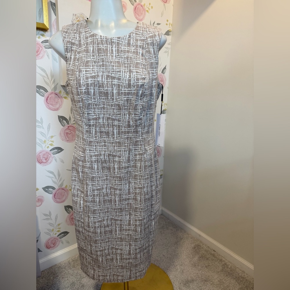 Calvin Klein Cream/White Business Causal Dress